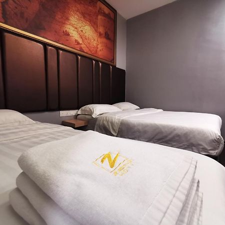 Zenz Hotel Kulai Kültér fotó