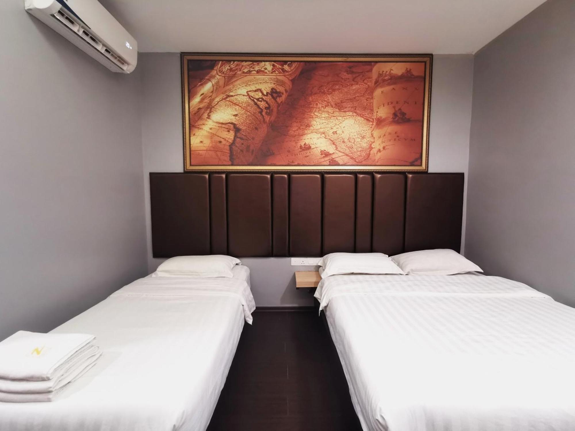 Zenz Hotel Kulai Kültér fotó