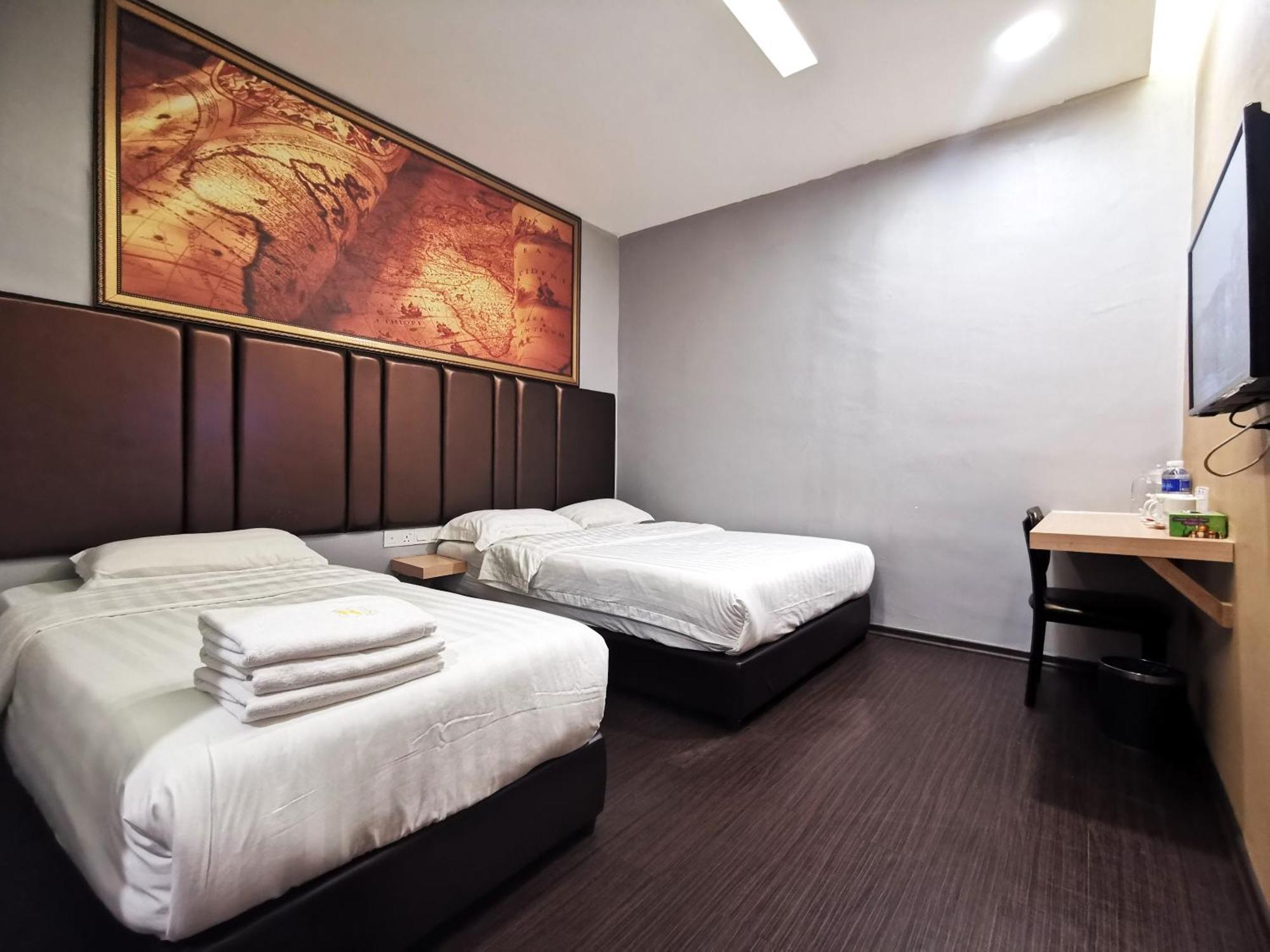 Zenz Hotel Kulai Kültér fotó